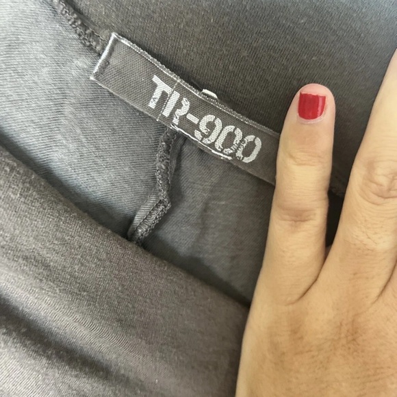 TR 900 Size 2 Olive Green Cotton Cargo Cropped Pants Zippers Pockets - Picture 4 of 8